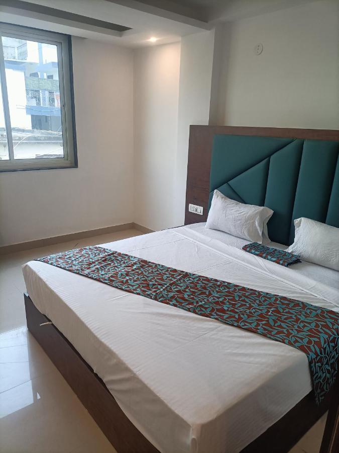 Family Hotel Tark Near Igi Airport Delhi New Delhi Exterior photo