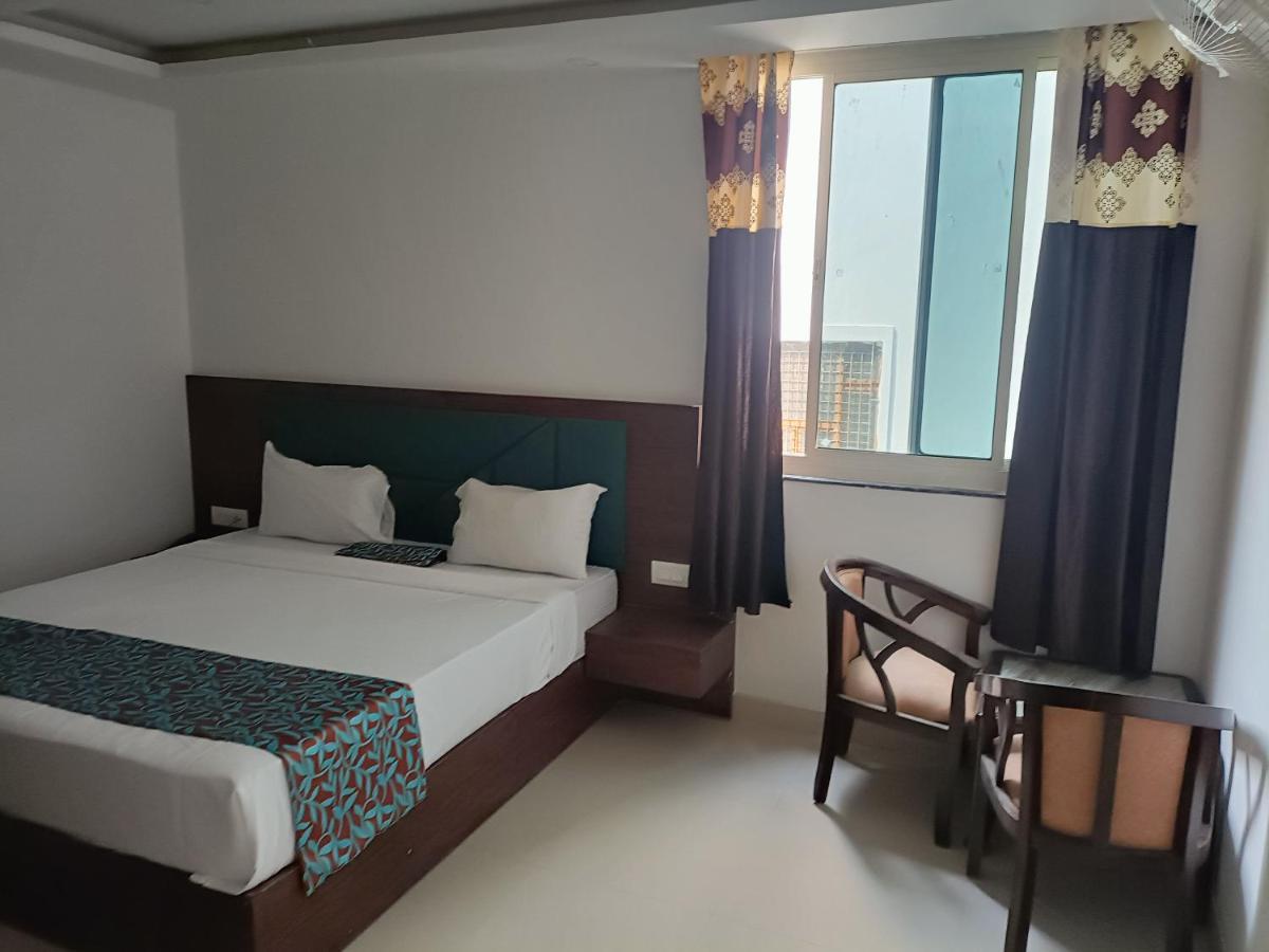 Family Hotel Tark Near Igi Airport Delhi New Delhi Exterior photo