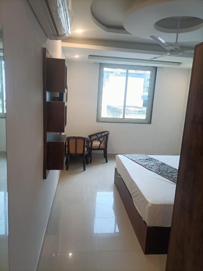 Family Hotel Tark Near Igi Airport Delhi New Delhi Exterior photo