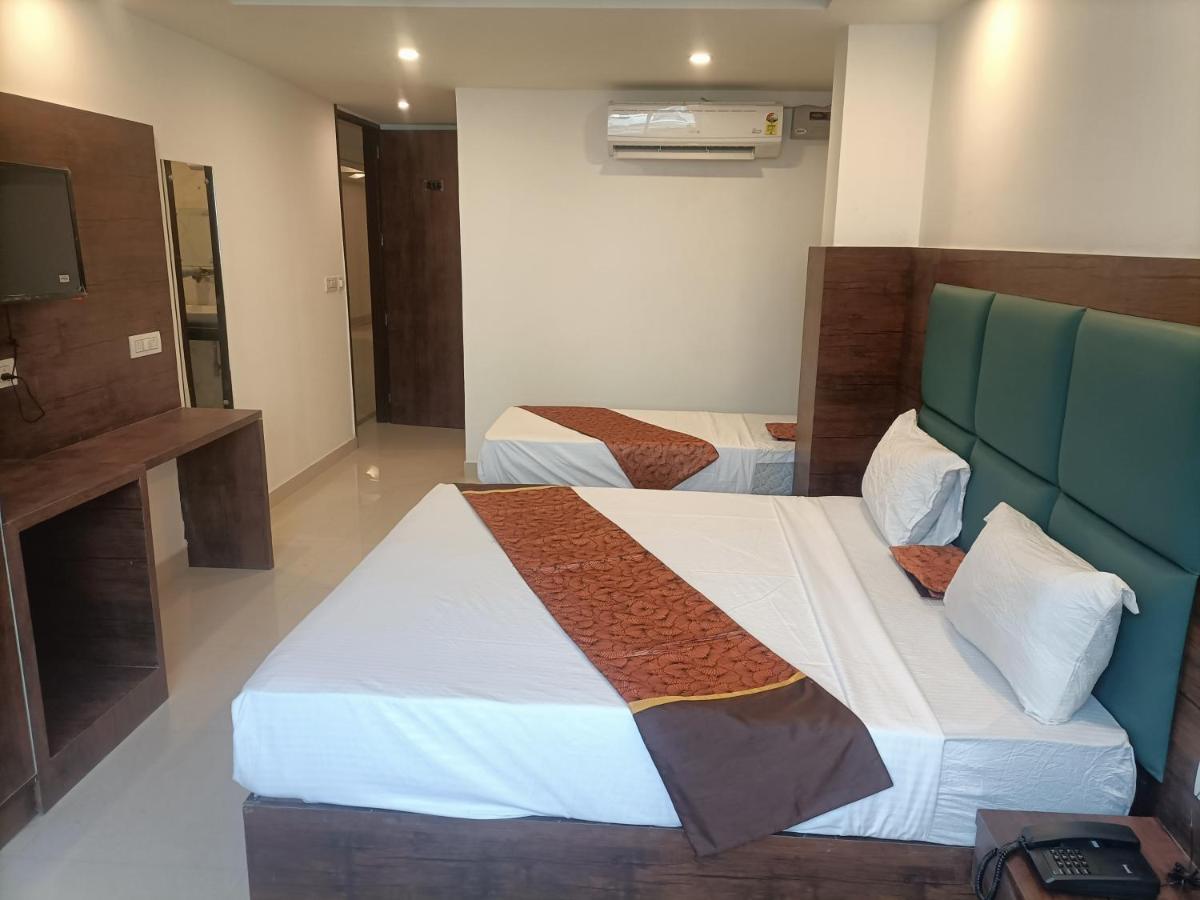 Family Hotel Tark Near Igi Airport Delhi New Delhi Exterior photo